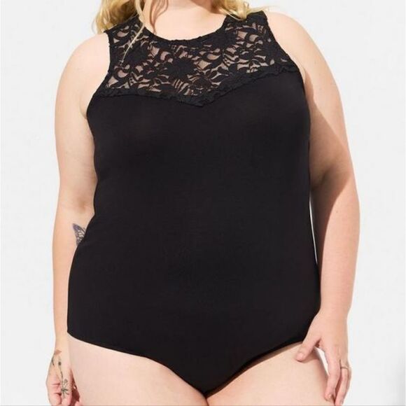 Torrid Super soft lace sweetheart Bodysuit NWT - Picture 2 of 5